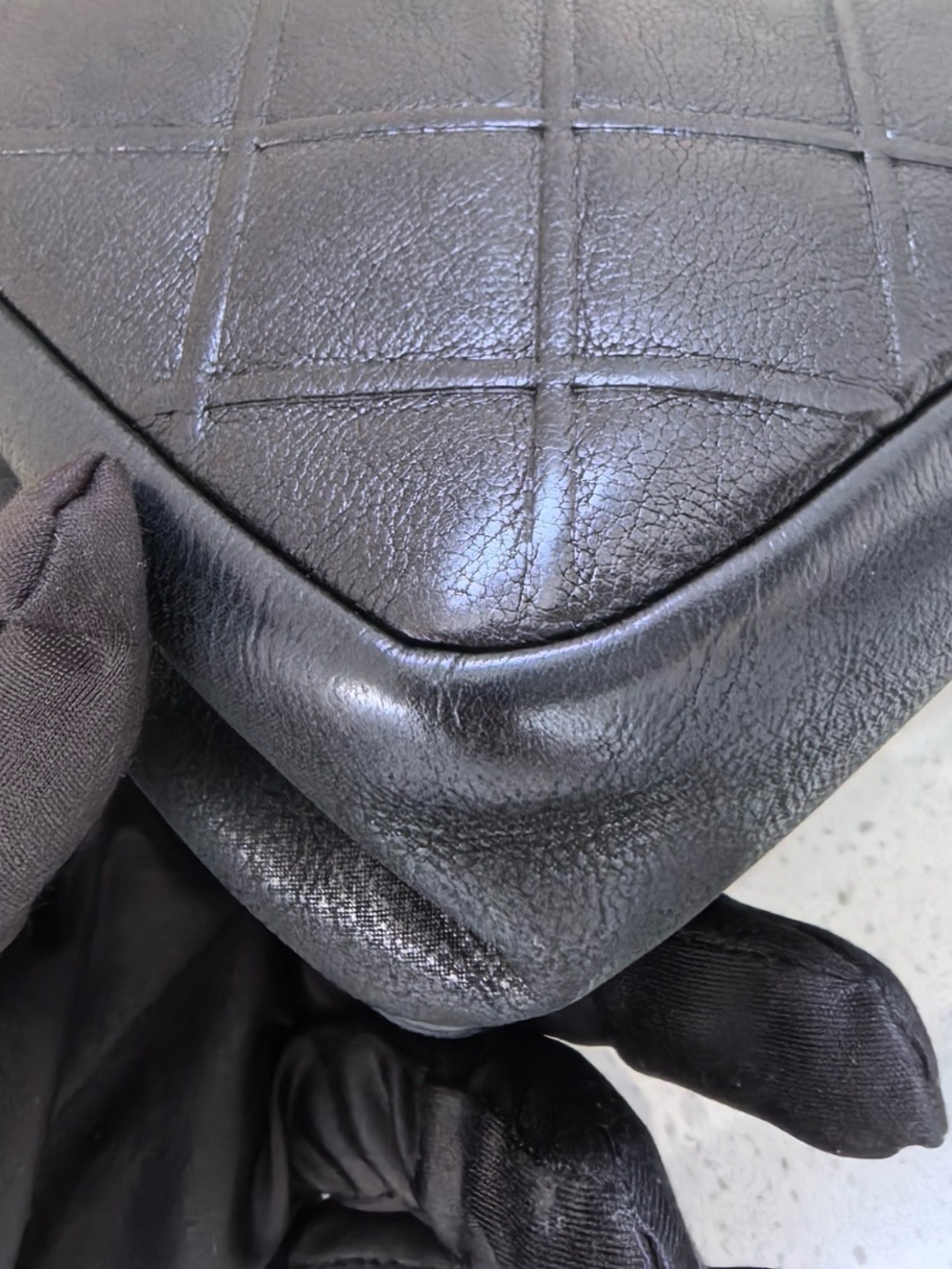 CHANEL New Chic Flap bag Black Quilted Leather Shoulder Bag with Silver Hardware - Picture 10 of 14